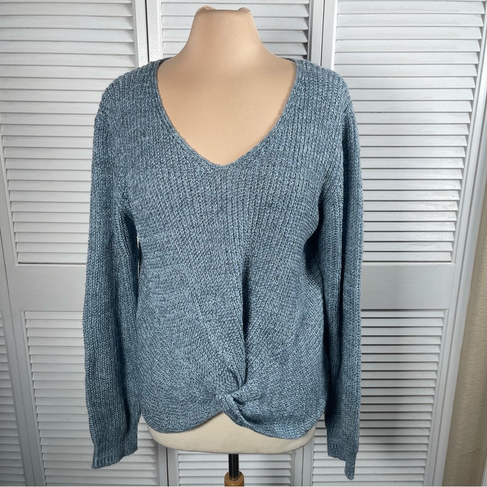NWT Woven Heart Blue Twist Front Knotted Hem Sweater Top L Soft Cozy Knit